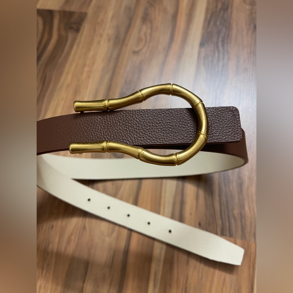 J McLaughlin reversible Leather Belt with Gold bamboo style buckle - Picture 2 of 9
